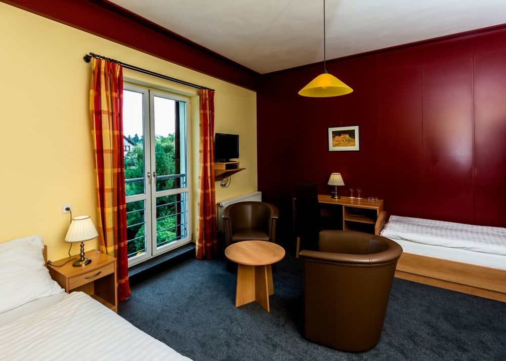Hotel Pavilon à Říčany Extérieur photo